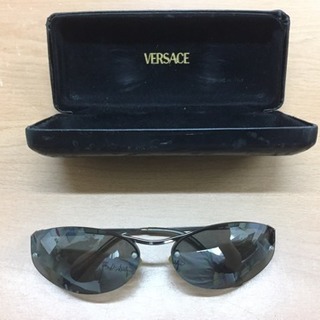 サングラス VERSACEの画像