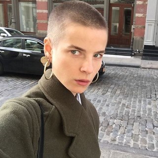 芸大、美大ご出身の方（仮）、お友達になって下さい！ - 友達