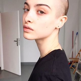 芸大、美大ご出身の方（仮）、お友達になって下さい！ - メンバー募集