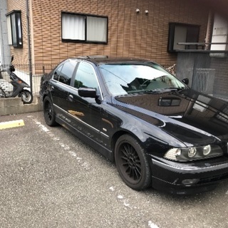 BMW 528i 左ハンドル