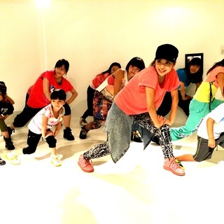 幼児から大人まで楽しめるストリートダンス(KIDS.HIPHOP...