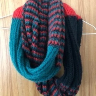 カラフルカラースヌードの画像