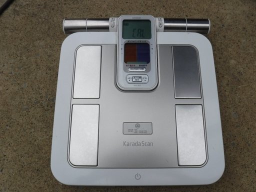 OMRON 体重体組成計 カラダスキャン HBF-362