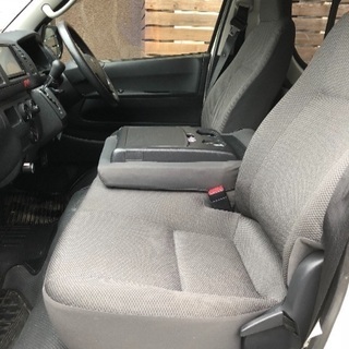 ハイエースDX GLパッケージディーゼル4WD の画像