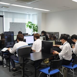 ITエンジニア　外国人大歓迎　未経験可/研修充実の画像
