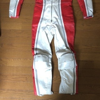 バイク ツナギの画像