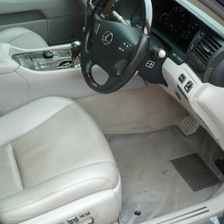 ★美車★希少ロング★ＬＳ６００ｈＬ★ＨＤＤナビ＆フルセグＴＶ★本革シート★サンルーフ★走行１６万６千ｋｍ★車検３２年４月の画像