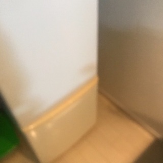 冷蔵庫を売ります。