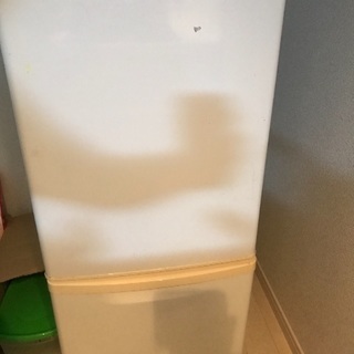 冷蔵庫を売ります。の画像