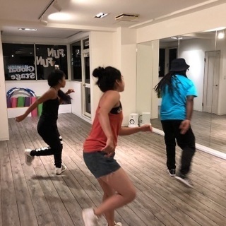 英語で習い事！英語×ダンス×歌♬