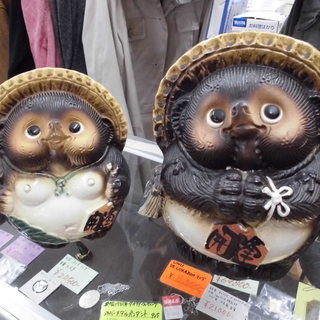市内格安配送！中古 　開運　たぬきの置物　【買取り☆販売】アウト...