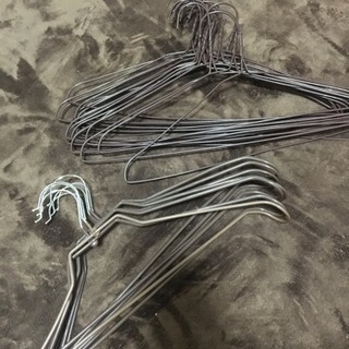 ブラウン ハンガーの画像