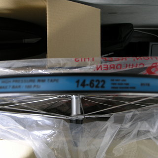 (新品)クロスバイク用 軽量手組ホイール 前後セット 新品タイヤ付き エンド幅135mm Deoreハブ TNIリムの画像