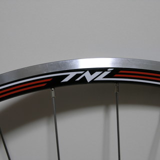 (新品)クロスバイク用 軽量手組ホイール 前後セット エンド幅135mm Deoreハブ TNIリムの画像