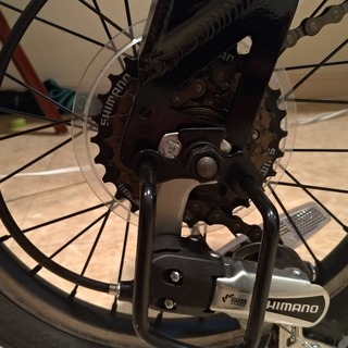 折り畳み自転車　室内保管の画像