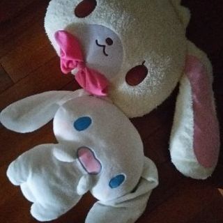 サンリオぬいぐるみ？クッション？