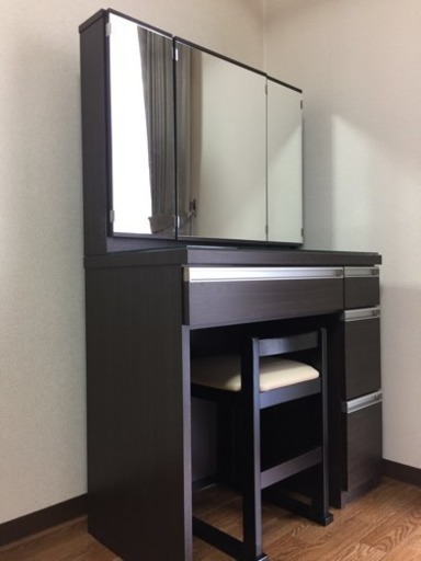 三面鏡ドレッサー 化粧台
