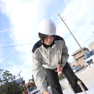 製造ライン業務を建築現場におきかえてのお仕事です。