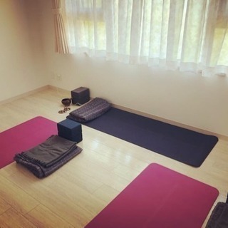 女性限定プライベートヨガレッスン（10月スケジュール決定）の画像