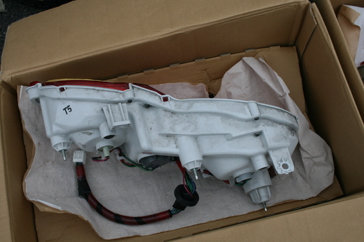 ◆中古品◆日産純正 ニッサン GT-R R35 前期　テールランプ レンズASSY 左右セット