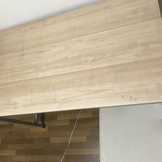 約110cm×63cm×高さ80cm シンプルデスク 4本足