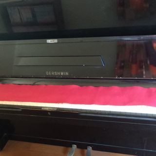 アップライトピアノ ガーシュイン GERSHWIN 白鳥楽器、スワン楽器製造