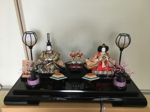 ひな人形（ガラスケース入り）