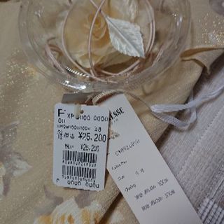 新品 パーティー ドレス GOLD×花柄の画像