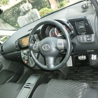 トヨタ ウィッシュ Ｘ　ＳパッケージＰＫＧ　ナビＥＴＣ　ＨＩＤ　Ｂカメラ　ＣＤ 平成1５年 3.1万km	1800cc 	検なし 事故歴なしの画像