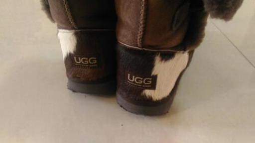 ③UGGハラコ　24センチ