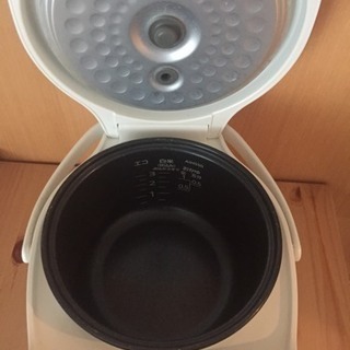 タイガー 炊飯器 3合炊きの画像