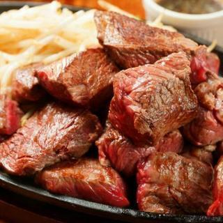 『ステーキ食べ放題のお店に行きませんか😋』