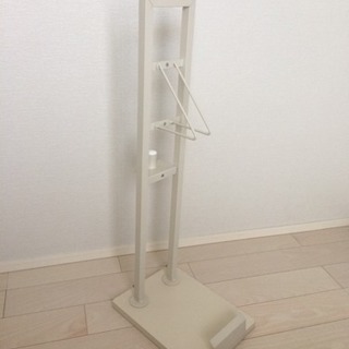 美品 dinos クリーナースタンド マキタ オフホワイトの画像