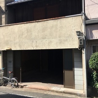 【家賃値下げ！】貸倉庫（106.47㎡・2階建）貸事務所・店舗・...