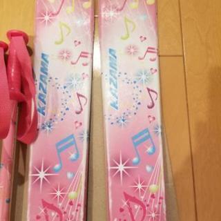 スキー学習に最適！ 女子用スキー126cm 靴、ストック、ゴーグル、スキーケース全部揃ってますの画像