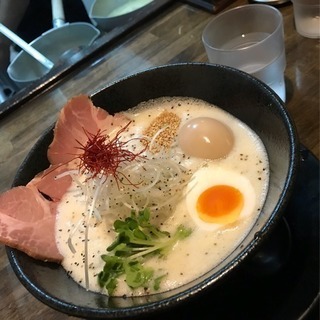 ラーメン屋巡りしませんか🎶