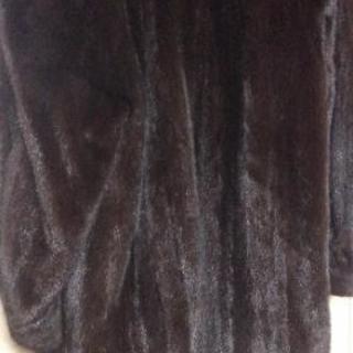 超美品レア物*早い者勝ち#ブラックグラマ*ダーク ブラウン　ミンクハーフロング　￥700000で購入