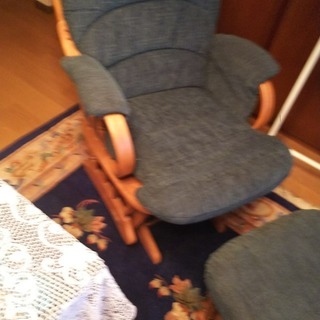 スライディングチェアー、カナダDutailier社製の画像