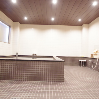残る部屋1つです。SHIFT調布の大浴場で温泉宿のように毎日を暮らそう。 - シェアハウス
