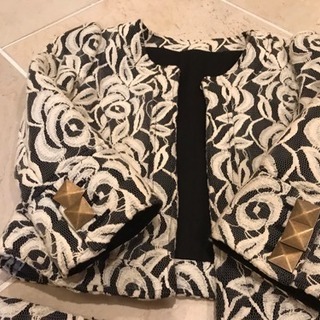 再お値下げスーツの画像