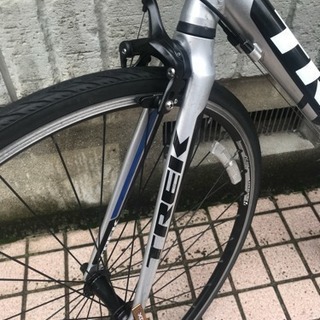 ロードバイク TREK 1.1の画像