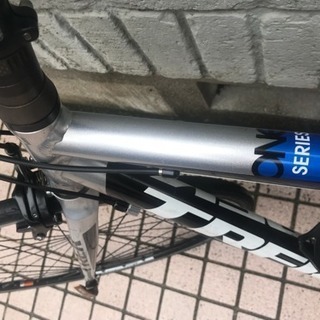 ロードバイク TREK 1.1の画像
