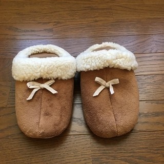 新品  かかとゴム付きスリッパ