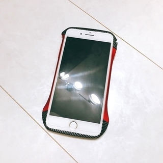 iPhone7plus専用　保護ケースカバー　レッド＋白黒格子柄...