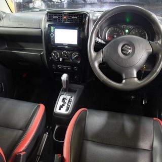 【車検２年付】  スズキ ジムニー クロスアドベンチャー 4WD 社外足回り/社外マフラーなど社外品多数☆自社ローン・オートローン全国対応の画像