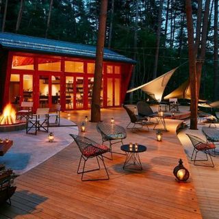山梨県河口湖でグランピング！