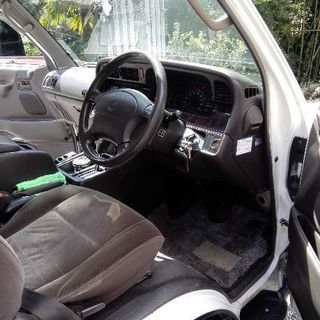 人気のハイエース４ナンバー貨物登録☆程度良好☆検３０年１１月☆の画像