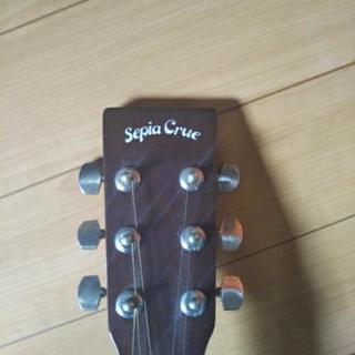 アコースティックギターの画像