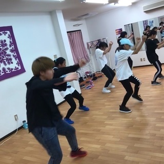 横浜駅5分キッズから社会人まで90sHIPHOPを基本からしっかり学べます！の画像