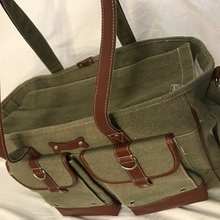 多少お値下げ対応いたします。ペット用に見えない！お洒落なデニム生地のキャリーバックの画像